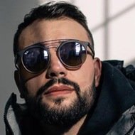 Tblake, 32 (YouTube Star)