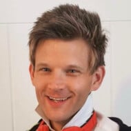 Teacher Tommy T, 37 (TikTok明星)