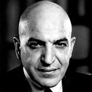 Telly Savalas (1922 - 1994) (电影演员)