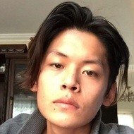 Tenzin Longrig, 26 (Star di YouTube)