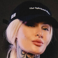 Tessa Lizz, 34 (Instagram Star)