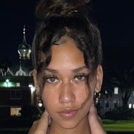 Thaisnely Valentin, 23 (TikTok Star)