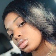Thee Mademoiselle, 29 (YouTube Star)