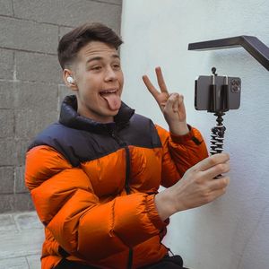 TheExaL04, 19 (YouTube Star)