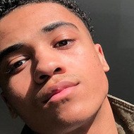 Theo Graham, 26 (電視演員)