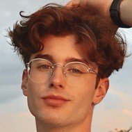 Thomas Rossier, 24 (Instagram Star)