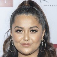 Tiana Kocher, 26 (流行歌手)