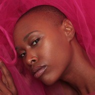 Tiara Barbie Kelly, 33 (Модель)