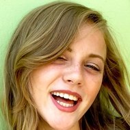 Tilly Bee, 20 (家庭成员)