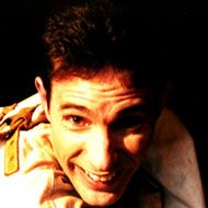 Tim Elis, 62 (Mágico)