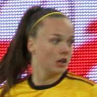 Tine De Caigny, 28 (足球运动员)