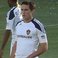 Todd Dunivant, 44 (足球运动员)