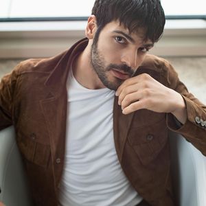 Tolga Mendi, 32 (Attore TV)