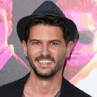 Tolgahan Sayisman, 43 (Modelo)