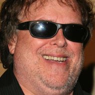 Tom Leykis, 69 (Ведущий телешоу)