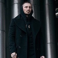 Tom London, 33 (魔术师)