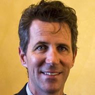 Tom Sullivan, 75 (Basketbal Coach)