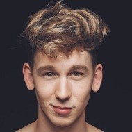 Tom Twers, 21 (TikTok Star)