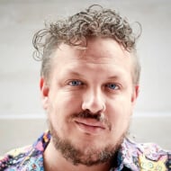 Tomas Leiva, 38 (播客主持人)