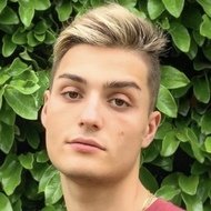 Tomás Oranges, 24 (YouTube Star)