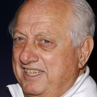 Tommy Lasorda (1927 - 2021) (Gerente de Beisebol)