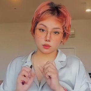 Toni Fowler, 26 (Instagram Star)