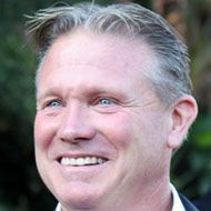 Tony Becker, 62 (電視演員)