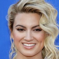 Tori Kelly, 31 (Поп-певец)
