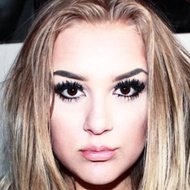 Tova Helgesson, 24 (YouTube明星)