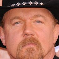 Trace Adkins, 62 (乡村歌手)