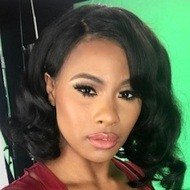 Tresure Price, 33 (Estrella de Telerrealidad)