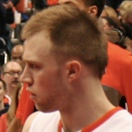 Trevor Cooney, 33 (篮球运动员)