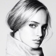 Trinidad De La Noi, 25 (Model)