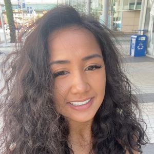 Trinity Inay, 25 (Танцовщик)