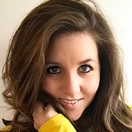 Trisha Louise Bell, 35 (Blogger)