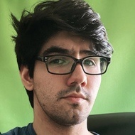 Tron544, 24 (Estrella de YouTube)