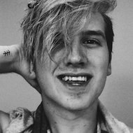 Troy Young, 29 (YouTube明星)