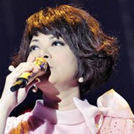 Tsai Chin, 67 (世界音乐歌手)