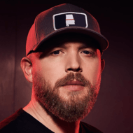 Tyler Braden, 32 (鄉村歌手)