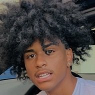 Tyler Stewart, 23 (TikTok明星)