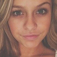 Uhitsbrianna, 23 (YouNow明星)