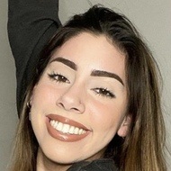 uhveenyuh, 27 (TikTok明星)