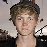 Ulrik Munther, 30 (Cantante pop)
