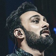 Umair Jaswal, 37 (搖滾歌手)