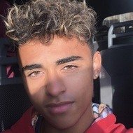 Ummitstj, 20 (TikTok明星)