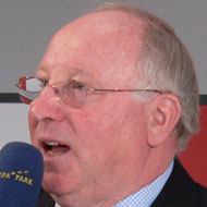 Uwe Seeler, 89 (足球運動員)