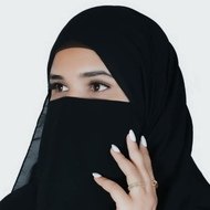 Uzma Rahil, 30 (TikTok明星)