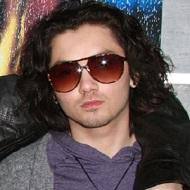 Vahe Sevani, 35 (Рок-певец)