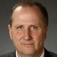 Valdo Randpere, 67 (Business Executive)