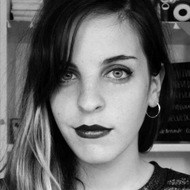 Vale Acevedo, 29 (流行歌手)